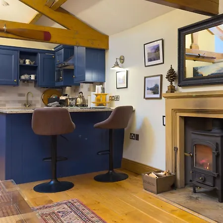 Holiday home Duke Of Portland Boathouse On The Shore Of Ullswater Ideal For A Romantic Break Pooley Bridge
