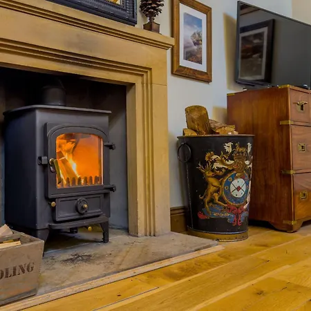 Holiday home Duke Of Portland Boathouse On The Shore Of Ullswater Ideal For A Romantic Break